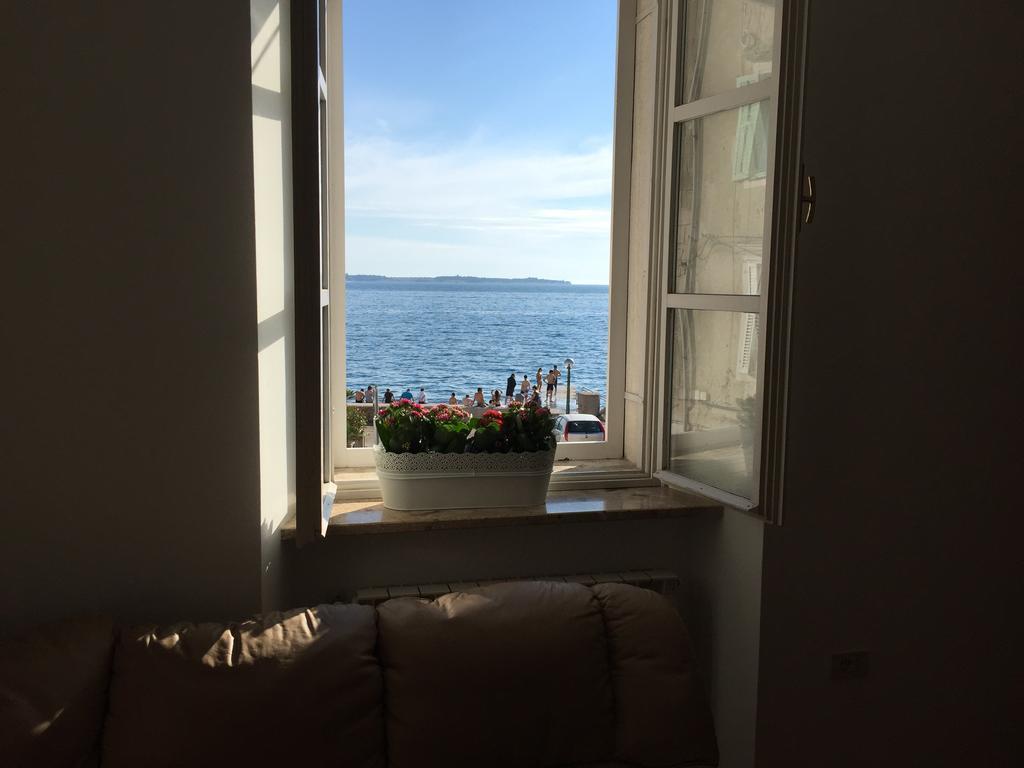 Allure Apartments Piran Luaran gambar