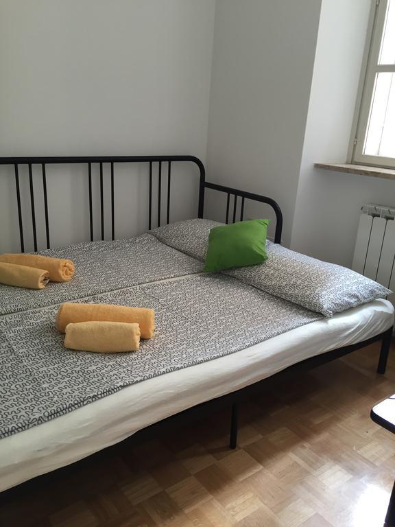 Allure Apartments Piran Luaran gambar
