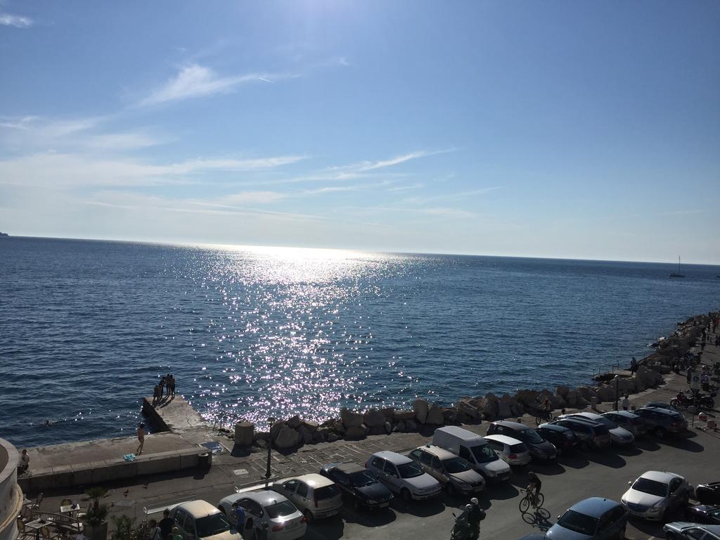 Allure Apartments Piran Luaran gambar