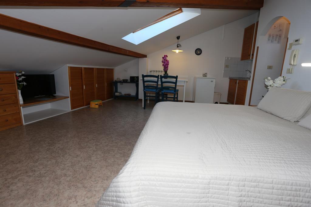 Allure Apartments Piran Luaran gambar
